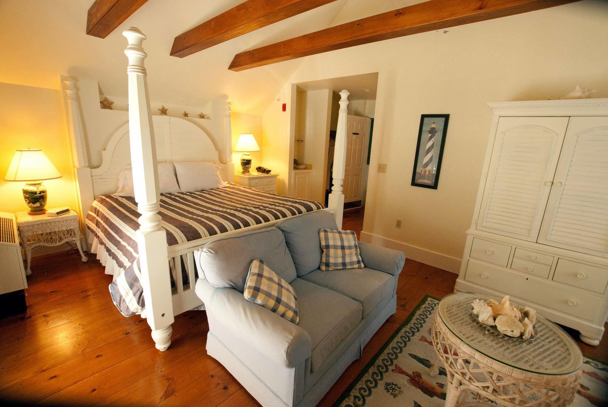 Strong House Inn Vergennes エクステリア 写真